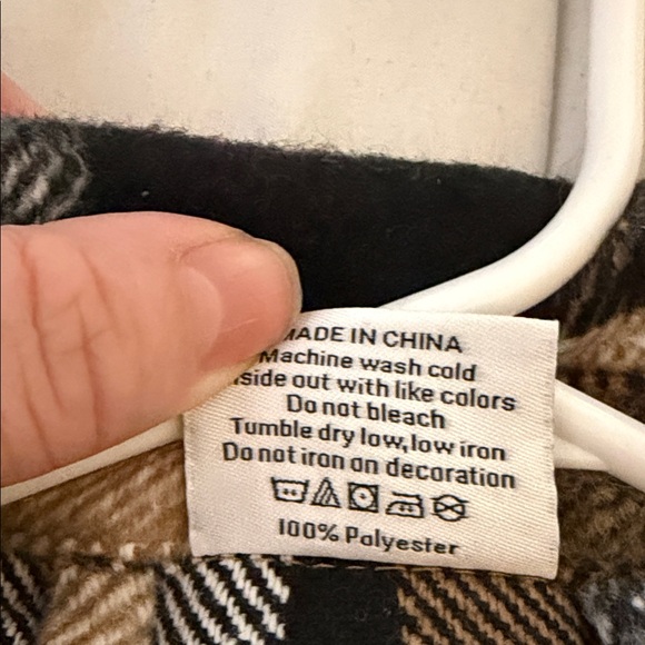 Love In Faith Plaid Button Down Shacket Size XL - Picture 11 of 11